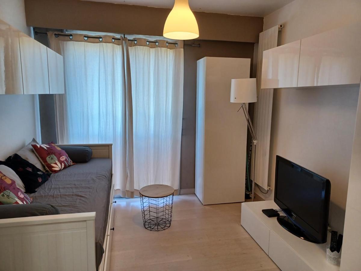 Studio A Nice Avec Piscine 外观 照片